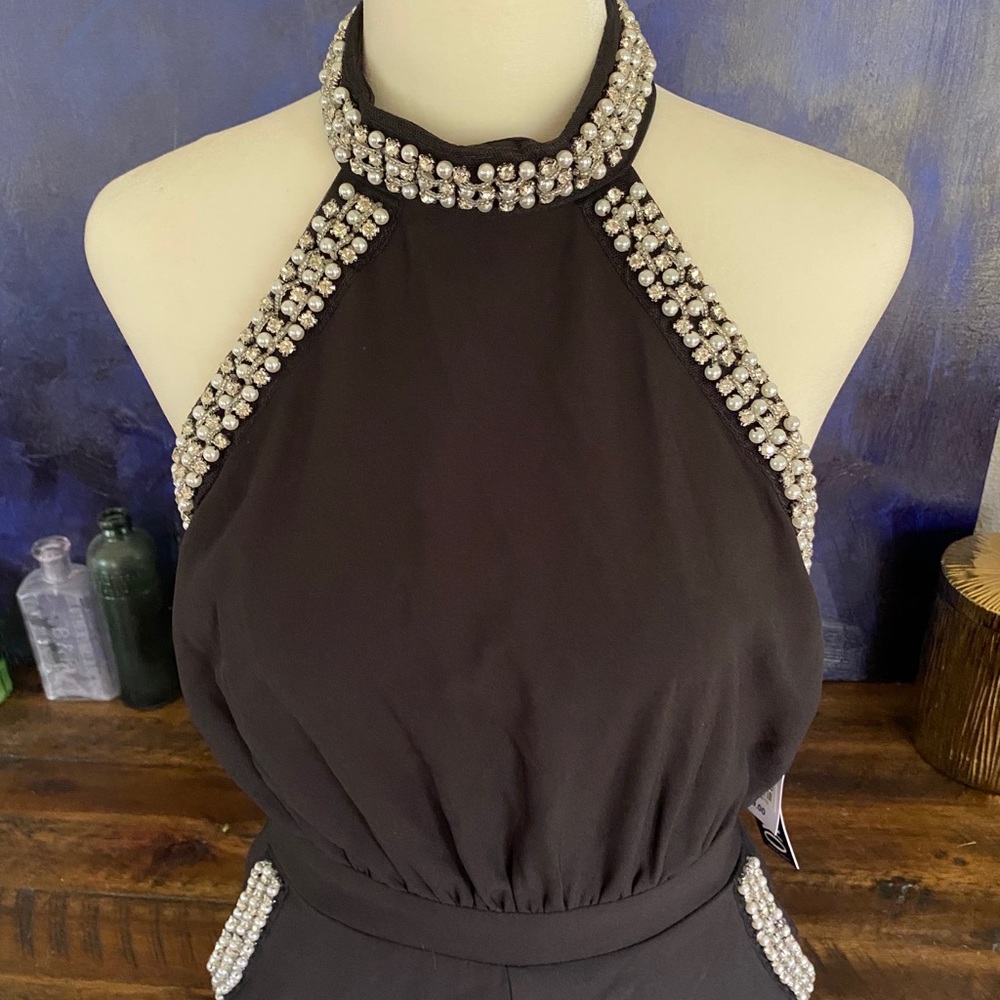 Gorgeous, dressy XOXO Jumpsuit!